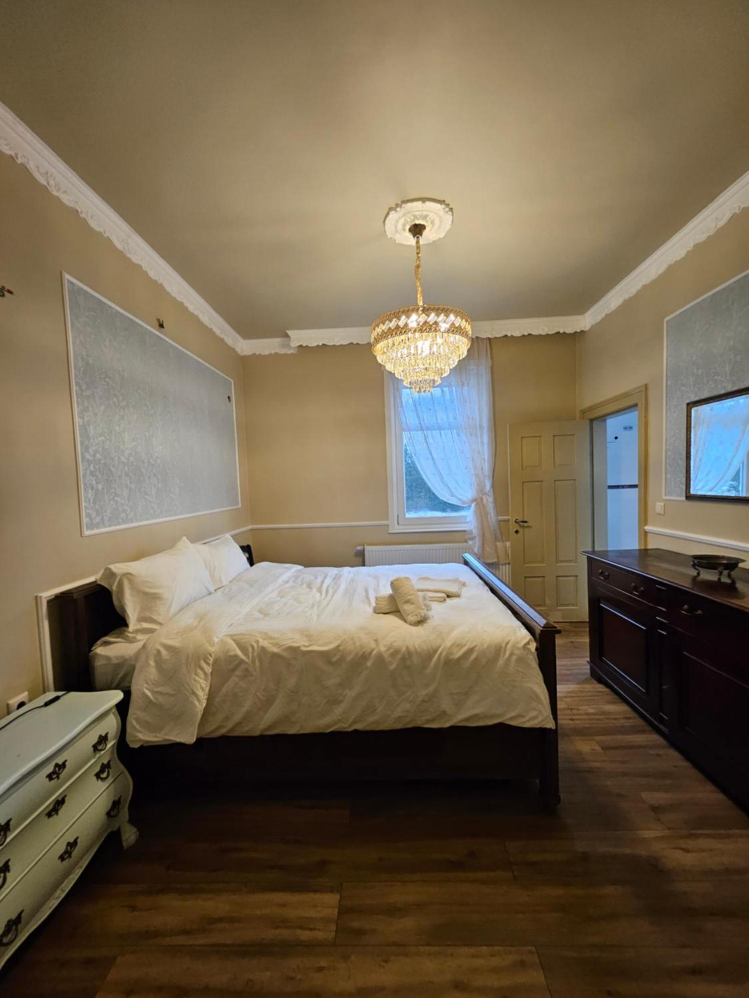 Boutique Hotel Am Bahndamm ノイウハウス・アム・レンヴェーク エクステリア 写真
