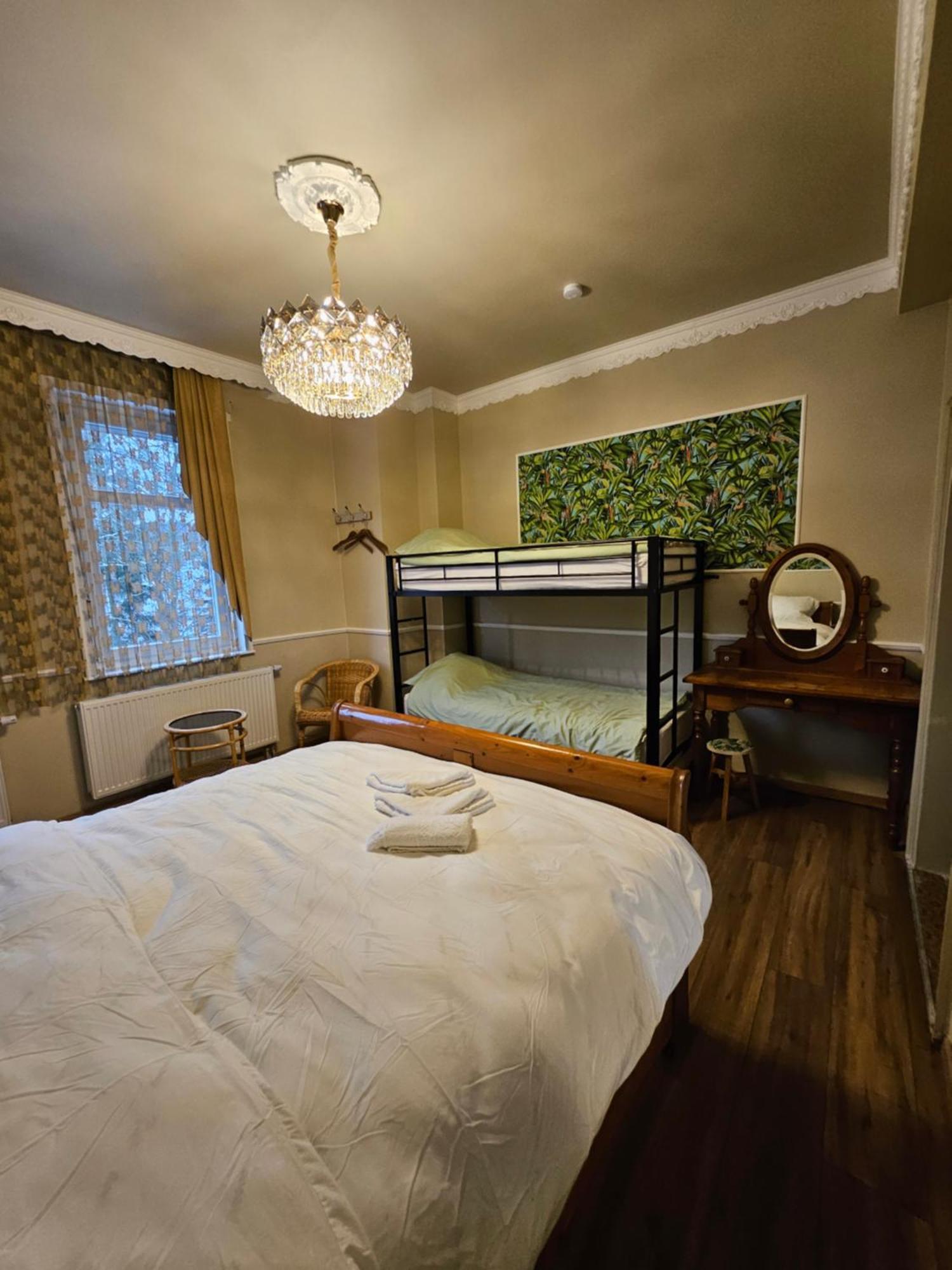 Boutique Hotel Am Bahndamm ノイウハウス・アム・レンヴェーク エクステリア 写真